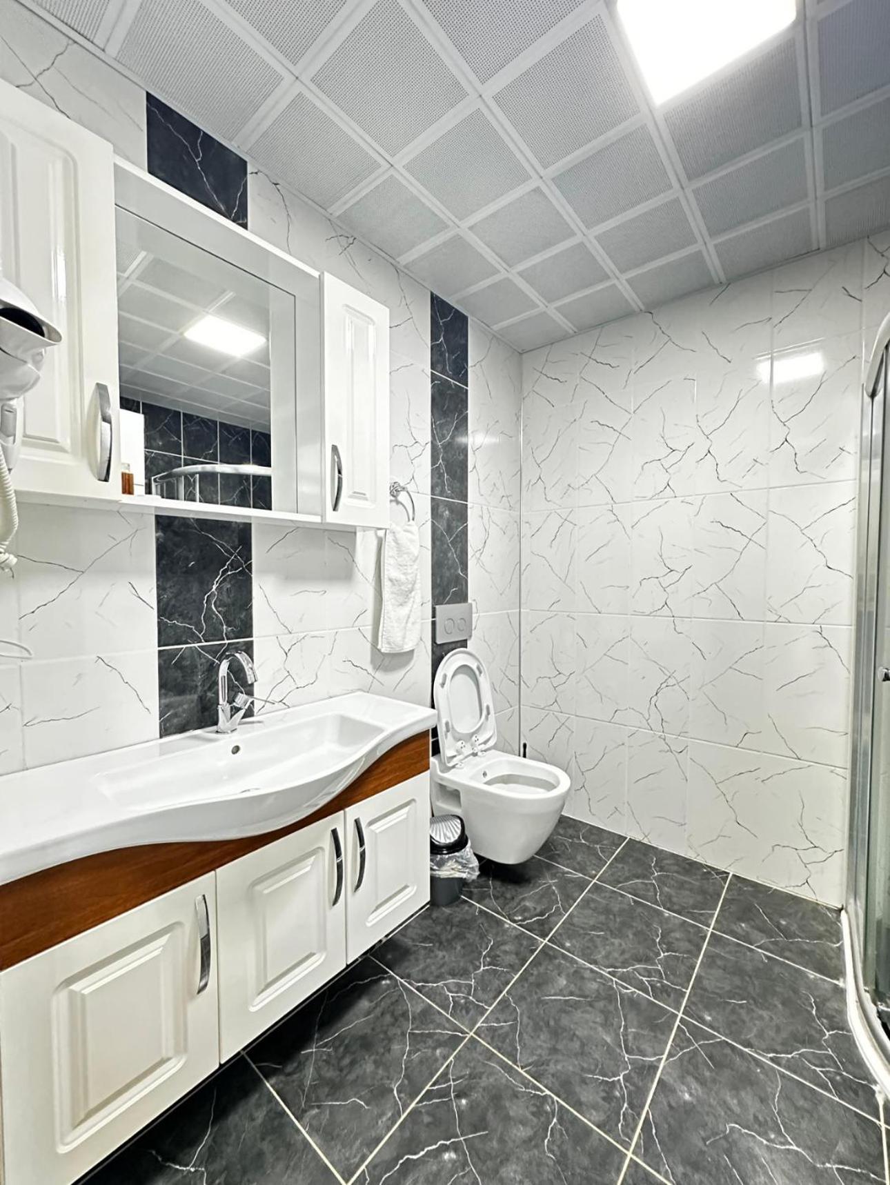 Bazalt Apart Hotel Trabzon Bagian luar foto